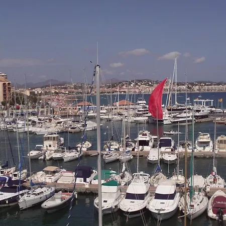 Boutique Hirondelle Port Apartman
